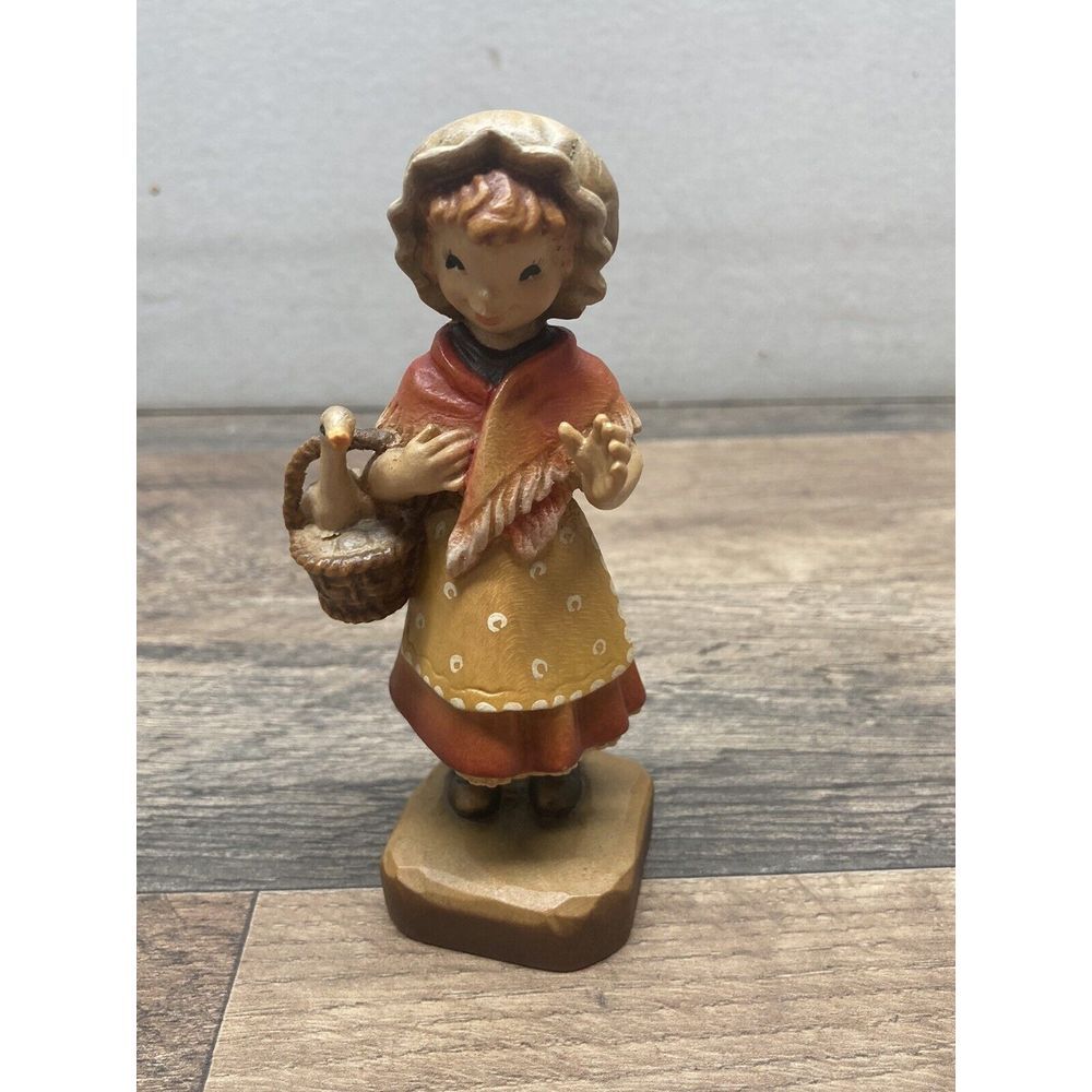 Vtg ANRI Figurine Girl with Goose/duck in Basket‎ Figurine Juan Ferrandiz Italy